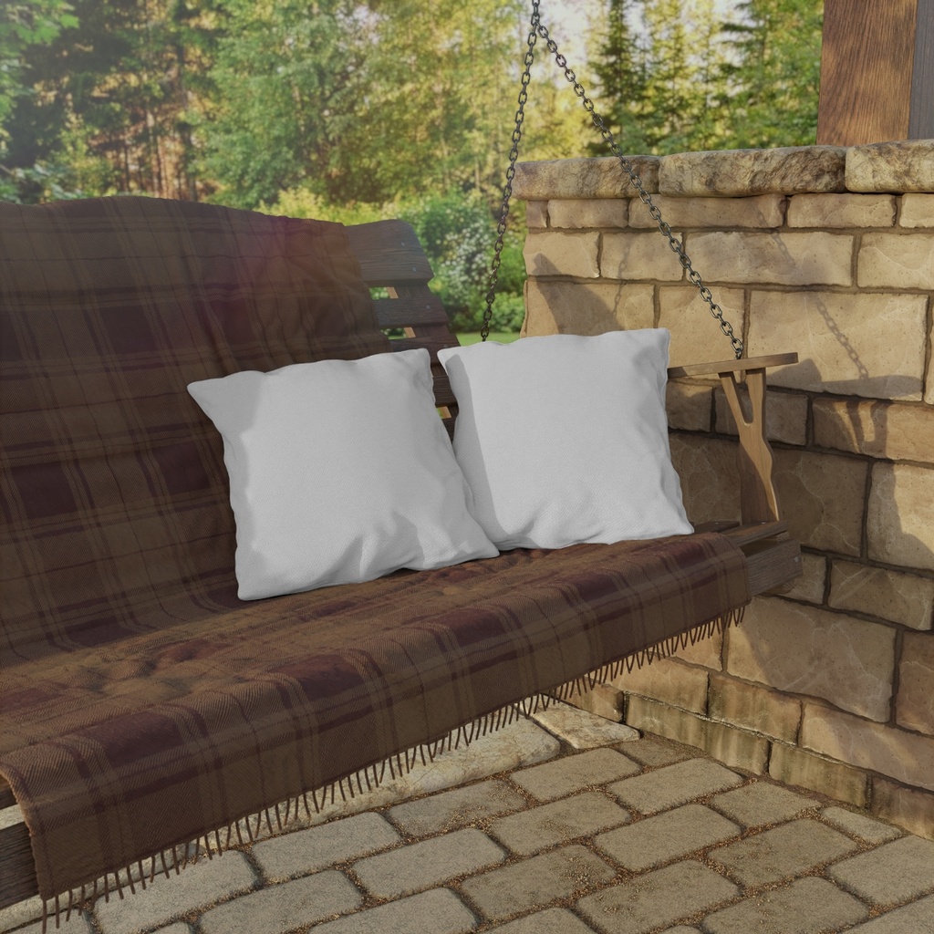 68f75d2778a616eb100bcb5c_Outdoor Pillows_img1.jpg